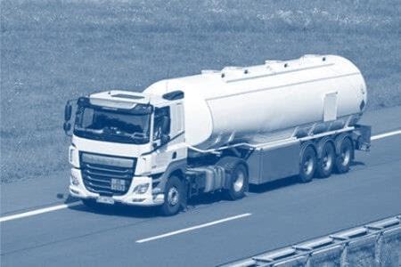 Gefahrguttransporte stellen für die LKW-Versicherer ein höhers Risko da ergo wird das Risiko vor einer Angebotserstellung genau geprüft